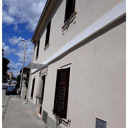 Apartments Vanesa Pula Exterior foto