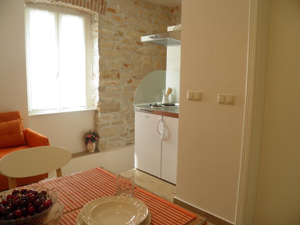 Apartments Vanesa Pula Exterior foto